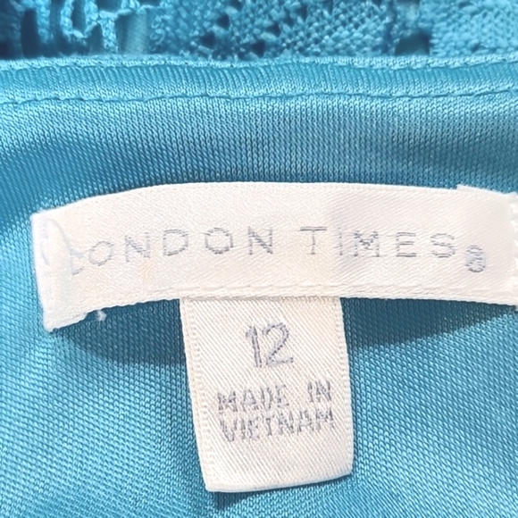 London Times Elegant Turquoise Lace Maxi-Dress, Size 12 - Picture 11 of 12